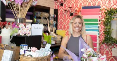 Meet the florist hailed a 'community role model' after risking her salaried job to achieve her business dream - www.manchestereveningnews.co.uk