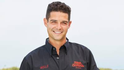 Wells Adams Previews New Season of 'Bachelor in Paradise' (Exclusive) - www.etonline.com - county Wells