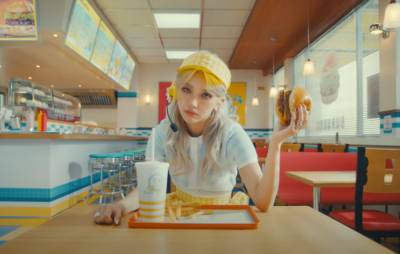 (G)I-DLE’s Soyeon takes over a fast food restaurant in ‘BEAM BEAM’ MV - www.nme.com