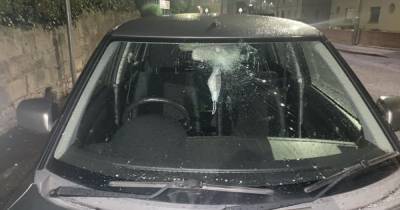 Cops hunt thugs after car windscreen is smashed with brick in Stenhousemuir - www.dailyrecord.co.uk