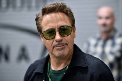 Marvel Fans Distraught As Robert Downey Jr. Unfollows All His Superhero Co-Stars - etcanada.com
