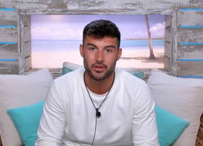 Love Island fans call on producers to ‘dump all the boys’ and start again - evoke.ie - county Love