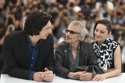 ‘Annette’: Leos Carax Talks Wanting To Be The Third Sparks Brother; Simon Helberg On Sharing Martial Arts Passion With Thierry Fremaux; Adam Driver No-Show At Presser – Cannes - deadline.com