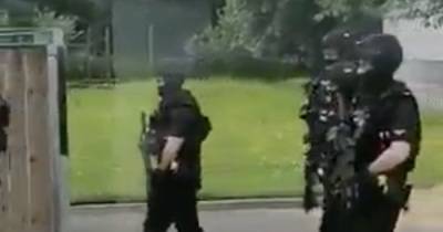 Armed police on scene of ongoing incident in Glasgow's Toryglen - www.dailyrecord.co.uk - Scotland