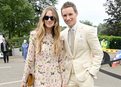 PICS: Eddie Redmayne and his wife Hannah make rare public appearance at Wimbledon - evoke.ie