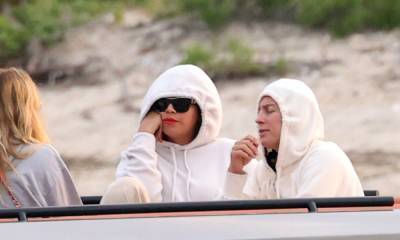 Beyoncé and Jay-Z enjoyed a quiet boat ride together after partying in the Hamptons - us.hola.com - county Hampton - county Love