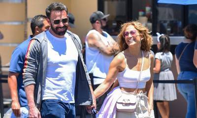 Ben Affleck bonds with Jennifer Lopez’s daughter Emme during Hamptons shopping trip - us.hola.com - county Hampton