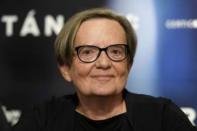 Agnieszka Holland Warns That Streaming Could Become “Big Black Hole” Where Indie Films “Vanish” – Cannes - deadline.com