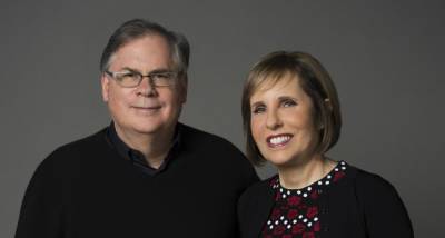 Robert & Michelle King Ink Massive New Five-Year Overall Deal With CBS Studios - deadline.com