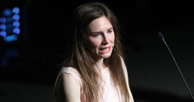 Amanda Knox Tearfully Reveals She Suffered Miscarriage: I’m ‘Trying and Failing to Be OK’ - www.usmagazine.com - city Kerch