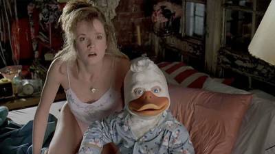 ‘Howard the Duck’ Star Lea Thompson Offers to Direct Marvel Reboot - thewrap.com