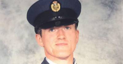 RAF high-flyer took his own life at the age of 26 - now his family want to help other people talk about mental health - www.manchestereveningnews.co.uk