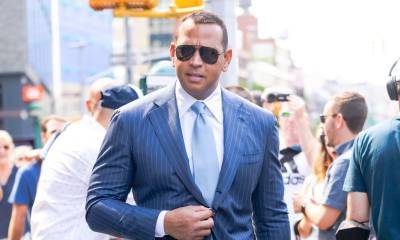 Alex Rodriguez vacations with Melanie Collins but insists they’re ‘just friends’ - us.hola.com