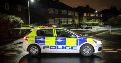BREAKING: Man stabbed after mass brawl breaks out in street - www.manchestereveningnews.co.uk