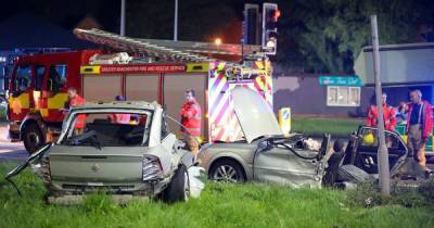 Car pictured split in two after serious crash on East Lancs Road - www.manchestereveningnews.co.uk - city Boothstown