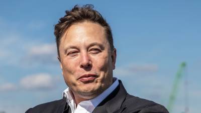 Elon Musk Plans to Put Billboards in Space and People Want to Shoot Them at the Sun - thewrap.com
