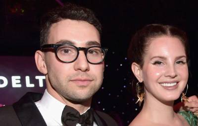 Watch Jack Antonoff explain how he co-wrote Lana Del Rey’s ‘The Greatest’ - www.nme.com