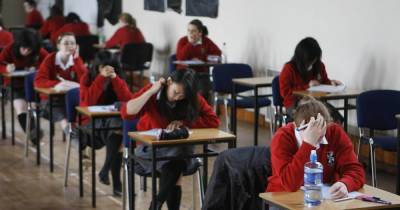 SQA results: Exam pass rate in Scotland drops but pupils hailed for hard work after 'toughest school year' - www.dailyrecord.co.uk - Scotland