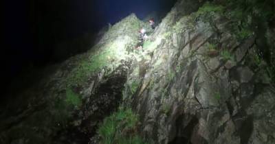 Huge rescue operation launched after couple get trapped on mountain - manchestereveningnews.co.uk - Manchester - city Chester