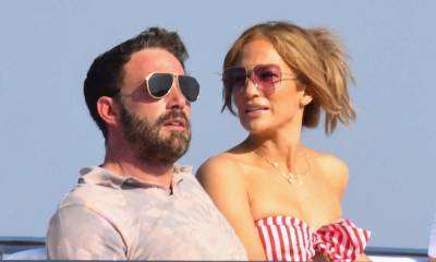 Jennifer Lopez and Ben Affleck tour $85m mansion – complete with boxing ring - hellomagazine.com - Beverly Hills