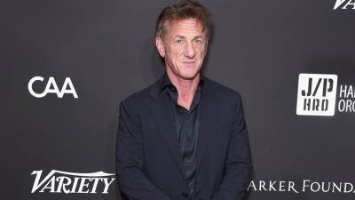 Sean Penn calls for mandatory vaccinations, says it's no different than requiring a driver's license - www.foxnews.com