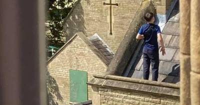 Warning for parents as children spotted climbing on 'perilous' listed building roof - www.manchestereveningnews.co.uk - Manchester