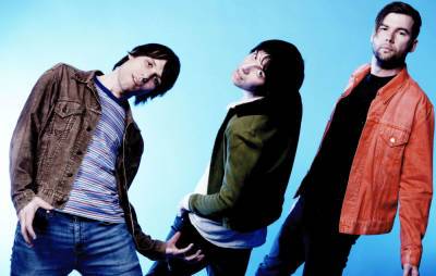 The Cribs are set to release a brand new single tomorrow - www.nme.com