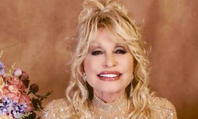 Dolly Parton and James Patterson reveal exciting new collaboration - hellomagazine.com - Nashville