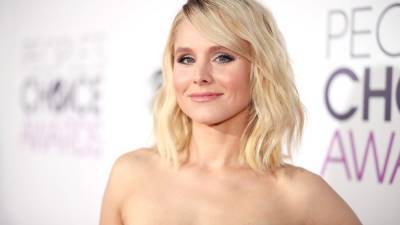 Kristen Bell Had the Most Adorable Reaction to Her Daughter Interrupting a Zoom Interview - www.glamour.com