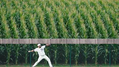 Yanks, Chisox go deep into corn; Field of Dreams hosts more - abcnews.go.com - New York - state Iowa - city Chicago, county White