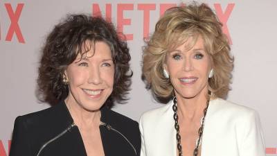 'Grace and Frankie' Surprises Fans With First Four Episodes of Final Season - www.etonline.com