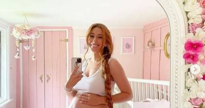 Stacey Solomon bares bump in her 'knickerbockers' as she's compared to iconic Disney princess - www.manchestereveningnews.co.uk