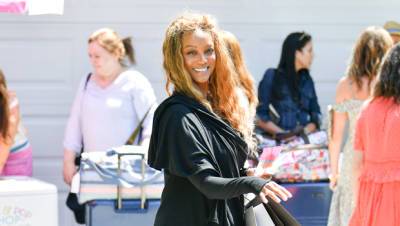 Tyra Banks Goes Makeup-Free Shows Off Her Grey Hair, Natural Beauty In New Photos - hollywoodlife.com