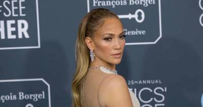 Jennifer Lopez buys 'birth flower necklaces' for Ben Affleck's kids - www.msn.com