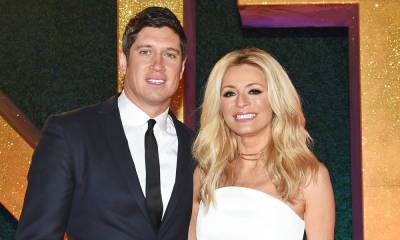 Tess Daly cuddles up to Vernon Kay in smouldering date night snap - hellomagazine.com - county Kay - parish Vernon