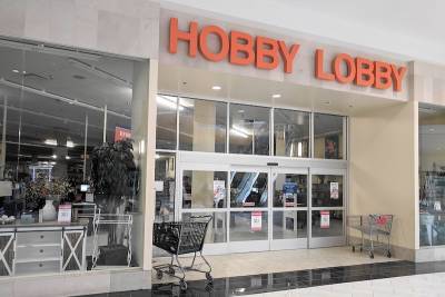 Transgender - Illinois appellate court rules Hobby Lobby discriminated against trans employee in restroom access case - metroweekly.com - Illinois - county Aurora