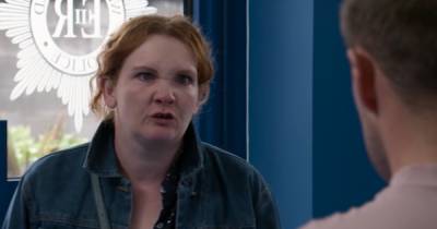Coronation Street's Fiz confronts Tyrone after 'ultimate betrayal' of turning in daughter to police - www.ok.co.uk