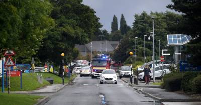Woman injured after being hit by car outside Wythenshawe Hospital - www.manchestereveningnews.co.uk