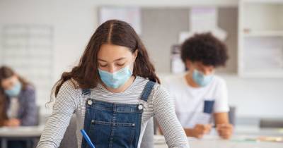 Mum calls out school's sexist uniform policy after they declare face masks are optional - www.dailyrecord.co.uk - USA - Tennessee - county Hamilton
