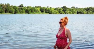 Coronation Street star Verity Henry pregnant with second child as she shares bump snap - www.ok.co.uk