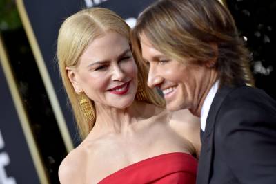 Nicole Kidman Cuddles Keith Urban In Sweet New Photo, But Something In The Pic Left Fans Confused - etcanada.com - Australia