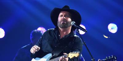 Garth Brooks Calls Off Remaining 2021 Stadium Tour Dates - Find Out Why - www.justjared.com