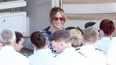 Jennifer Lopez Smiles Saying Goodbye To Yacht Crew As Getaway With Ben Affleck Appears To Wrap Up - hollywoodlife.com