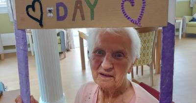 Lanarkshire ladies heart-warming story of care home friendship - www.dailyrecord.co.uk