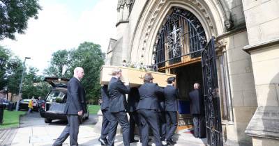 Mourners pay tribute to 'true son of Bolton' David Greenhalgh in emotional civic funeral - www.manchestereveningnews.co.uk - Manchester