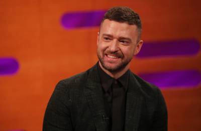 Justin Timberlake Spotted Behind The Register At Target, Baffles Lance Bass And The Internet - etcanada.com