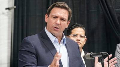 AP urges DeSantis to end harassing tweets aimed at reporter - abcnews.go.com - Florida - city Tallahassee, state Florida
