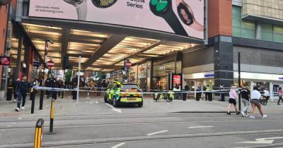 Section of Market Street cordoned off after man collapses - www.manchestereveningnews.co.uk - Manchester