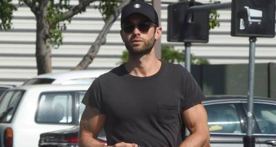 Chace Crawford Picks Up a Grill During Trip to Home Depot - www.justjared.com - Los Angeles