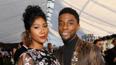 Chadwick Boseman's Wife Honors Late Actor With Emotional Performance During Stand Up to Cancer Event - www.etonline.com